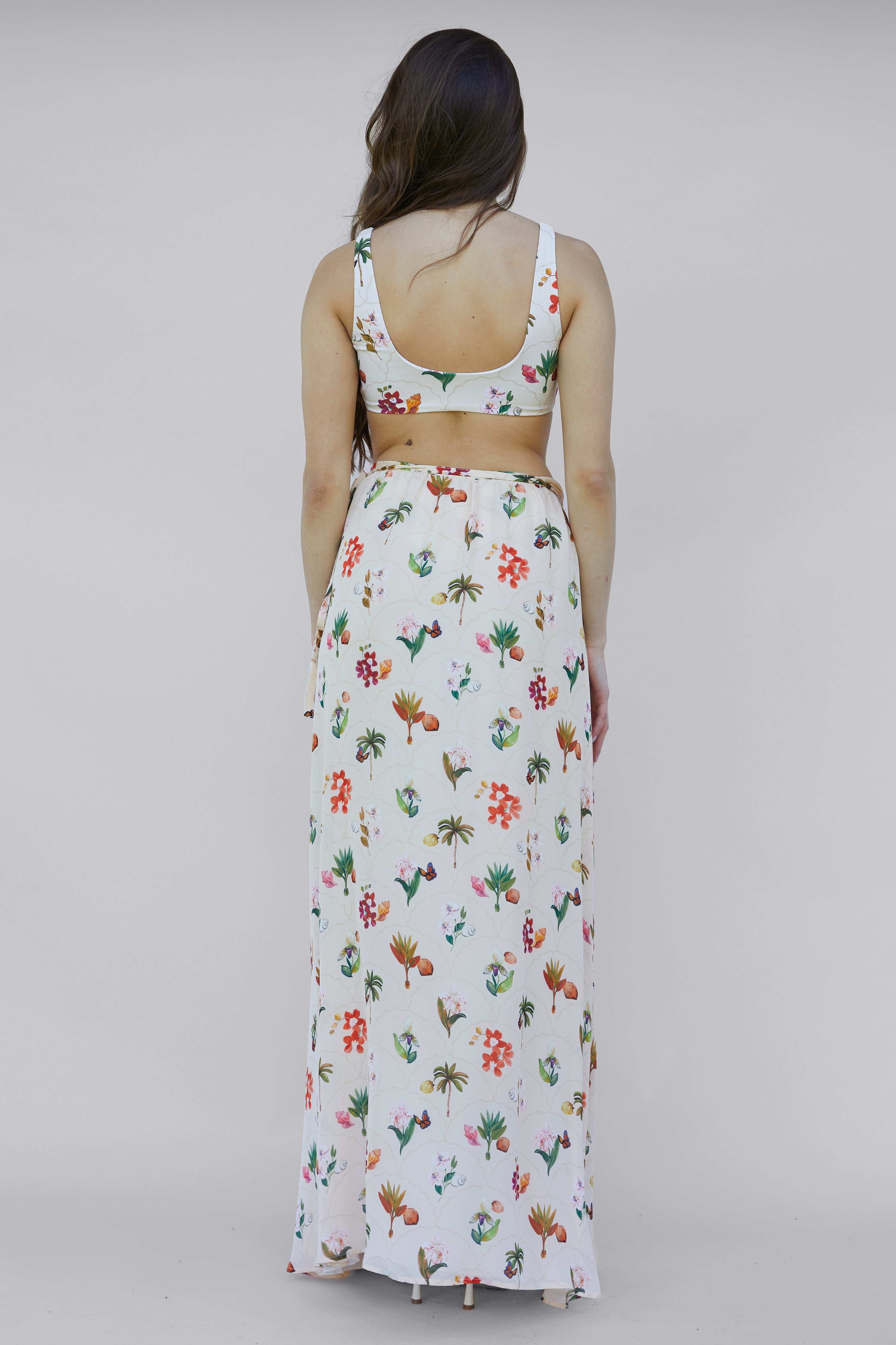 #colore_ Light Botanica